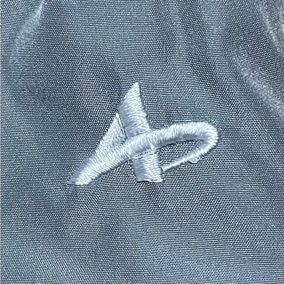 Boy’s Athletec Retro Classic Polyester Track Pants Grey/White Size Large (10/12) - Picture 9 of 9